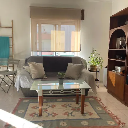 Besthomestay- Caparica Lisbon * Almada