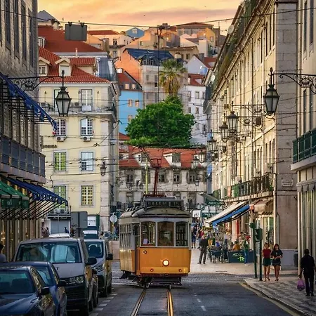 Apartment Besthomestay- Caparica Lisbon