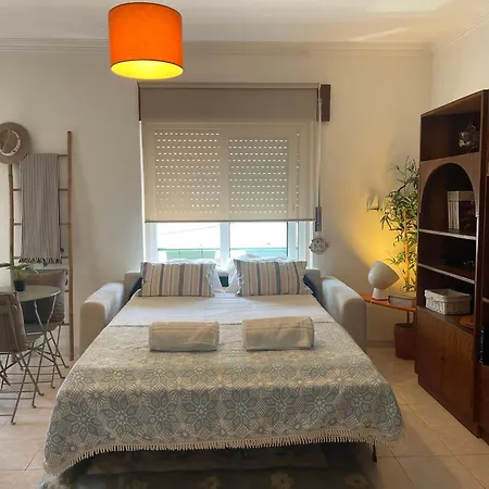 Besthomestay- Caparica Lisbon Apartment Almada