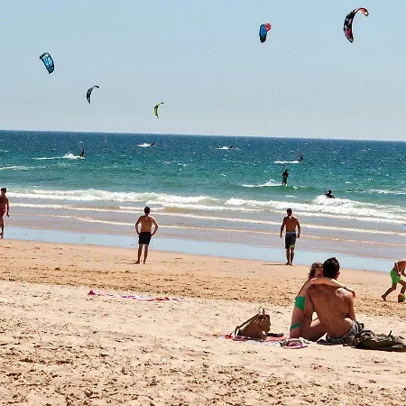 Besthomestay- Caparica Lisbon Appartement *