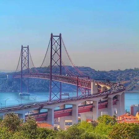 Besthomestay- Caparica Lisbon *